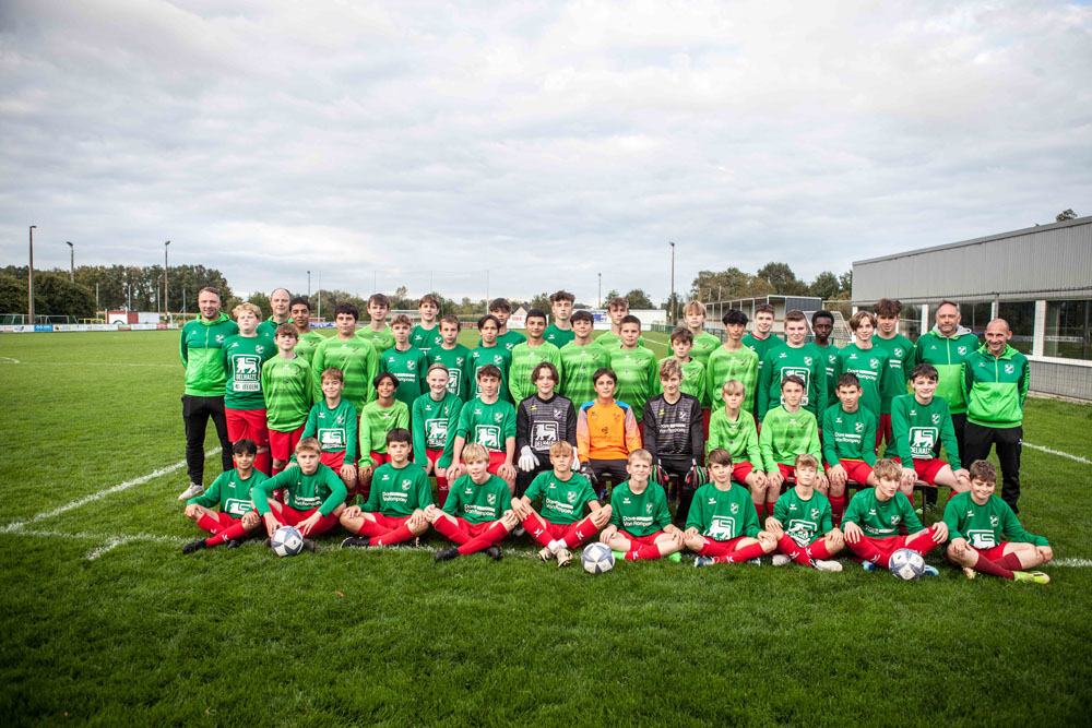 U15