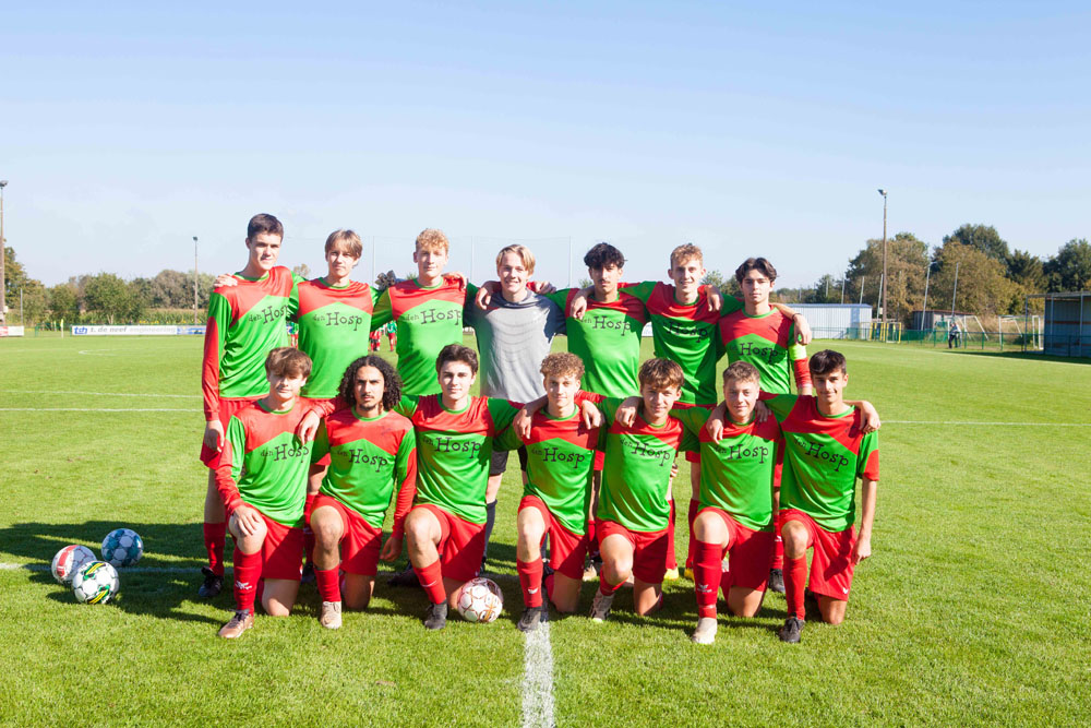 U21